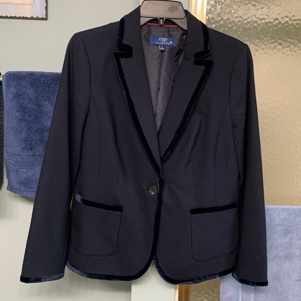 Talbots Elegant Women’s Navy Blazer with Velvet Trim